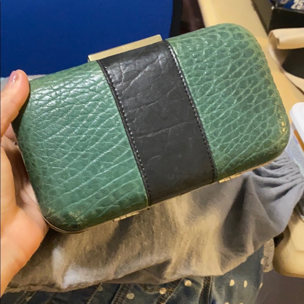 Me Char Edith clutch